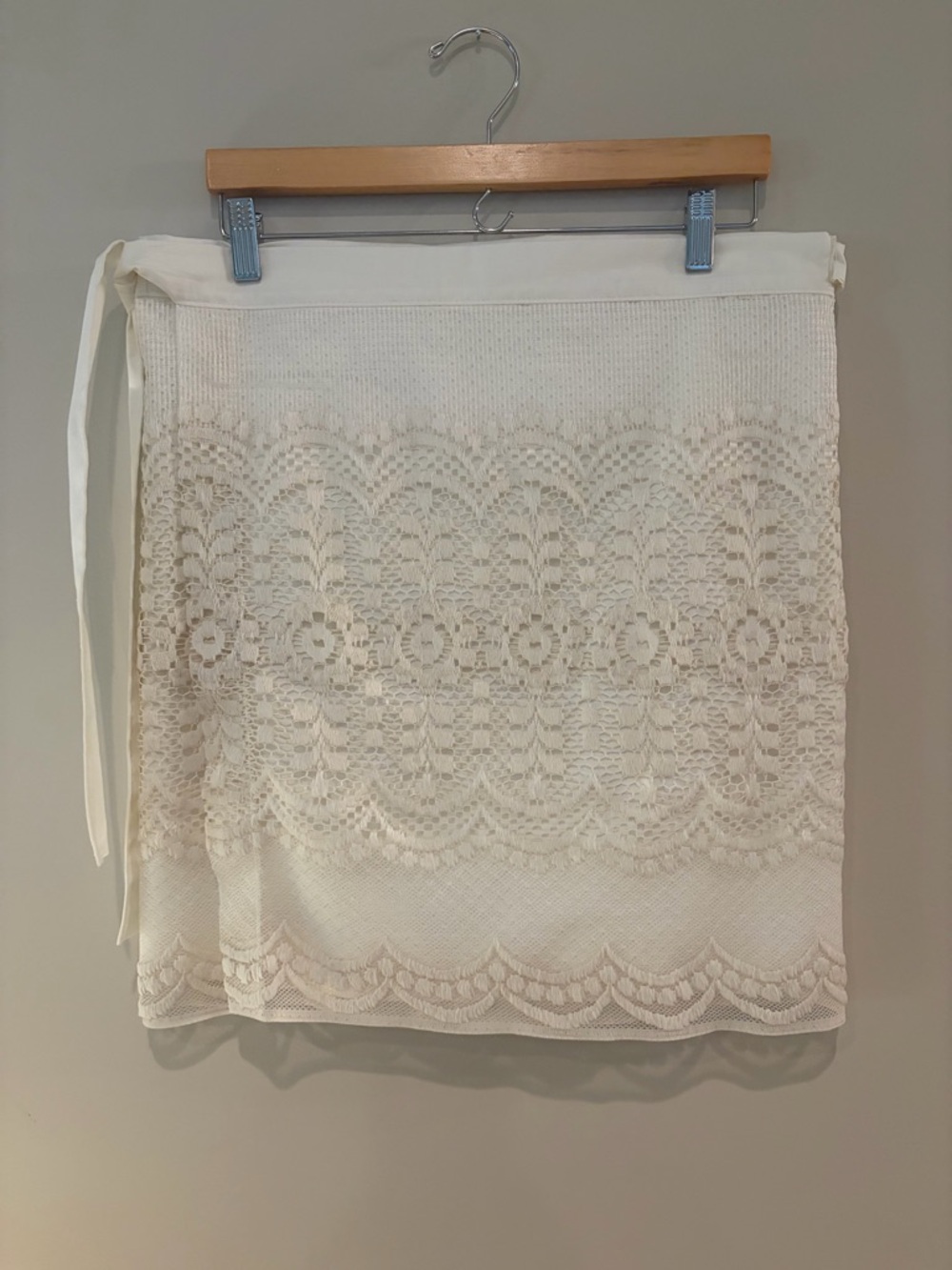 Women's Handmade Cream Lace Wrap Skirt